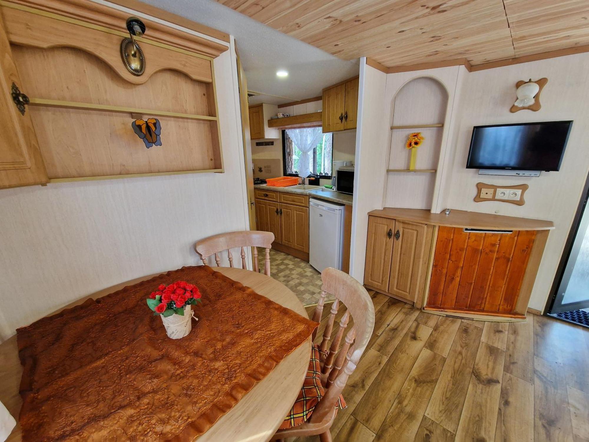 Pod Sosnami Osrodek Wypoczynkowy Boszkowo Letnisko Villa Kamer foto