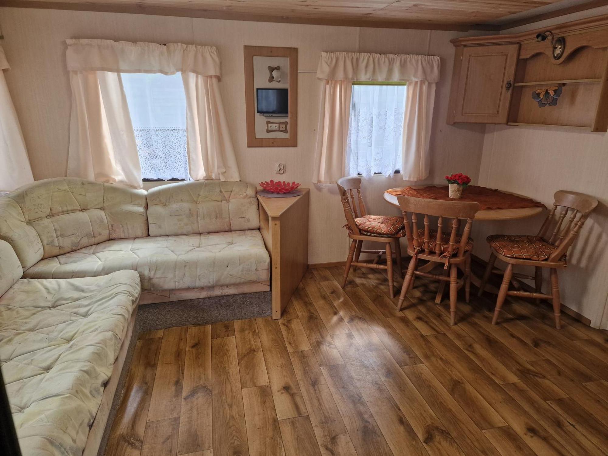 Pod Sosnami Osrodek Wypoczynkowy Boszkowo Letnisko Villa Kamer foto